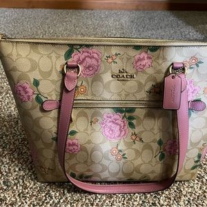 Coach Gallery Tote